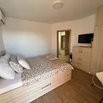 Apartamento Pernjak Mandre