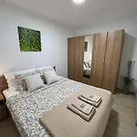 Pernjak *