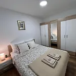 Apartamento Pernjak Mandre