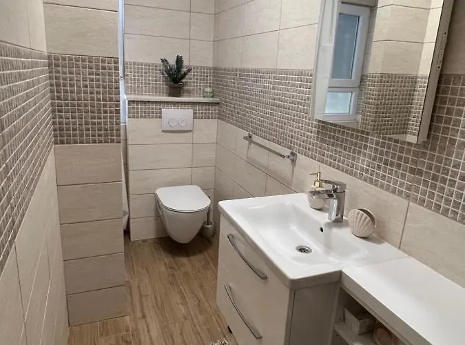 Pernjak * Мандре