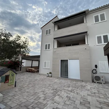 Pernjak Apartment