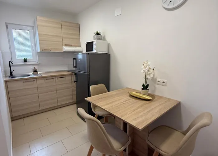Pernjak Apartman *